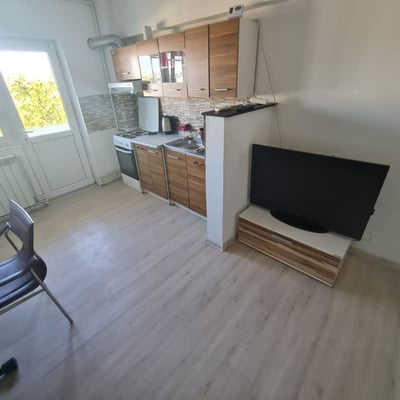 Rent of a comfortable 65 m² apartment in Faleza Nord, Constanța, Romania