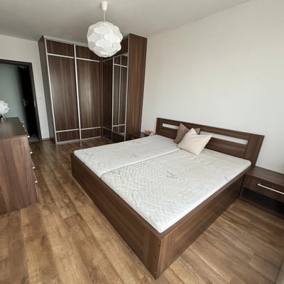 Rent of a spacious 3-room apartment, 81 m², in Nové Mesto, Bratislava, Slovakia