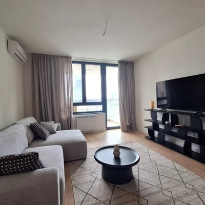 Аренда новой двухкомнатной квартиры 59 м² в жилом комплексе премиум-класса BW Lumia, Белград, Сербия