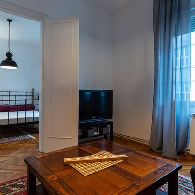 Rent of a 2-room apartment, 53 m², newly renovated, opposite Tašmajdan Park, Belgrade, Serbia