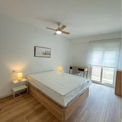 Rent of a cozy and bright penthouse, 45 m², Altozano, Alicante, Spain