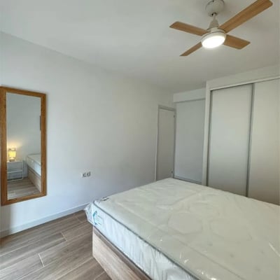 Аренда уютного и светлого пентхауса 45 м² в районе Altozano, Аликанте, Испания