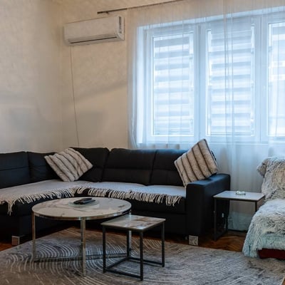 Rent of a furnished 2-room apartment, 50 m², in the center of Belgrade, Serbia