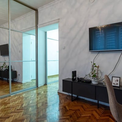 Rent of a furnished 2-room apartment, 50 m², in the center of Belgrade, Serbia