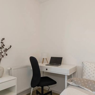 Rent of bright 2-room apartments, 44 m², Podgórze, Kraków, Poland