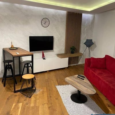 Rent of a furnished 2-room apartment, 40 m², in the center of Belgrade, Serbia