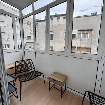 Rent of a bright 3-room apartment, 65 m², newly renovated, Vračar, Belgrade, Serbia