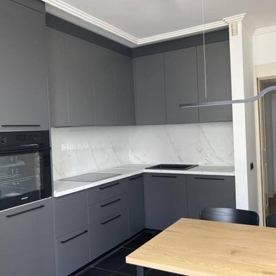 Rent of a bright 3-room apartment, 65 m², newly renovated, Vračar, Belgrade, Serbia