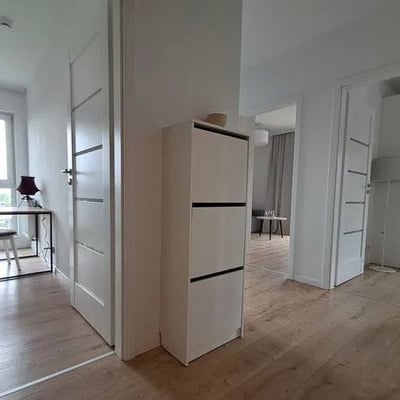 Rent of a bright 3-room apartment, 54 m², in a new building in Stare Podgórze, Kraków, Poland