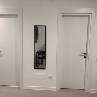 Alquiler de un apartamento moderno y luminoso de 1 habitación en Chiajna, Bucarest, Rumanía