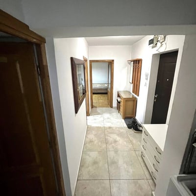 Miete einer gemütlichen 2-Zimmer-Wohnung, 59 m², im Zentrum von Bukarest, Rumänien