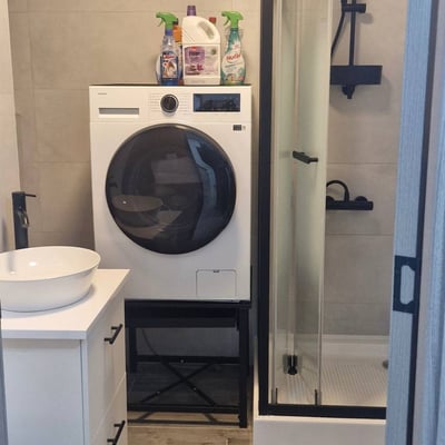 Location d’un appartement meublé de 2 pièces, 50 m², près de la station de métro Eroii Revoluției, Bucarest, Roumanie