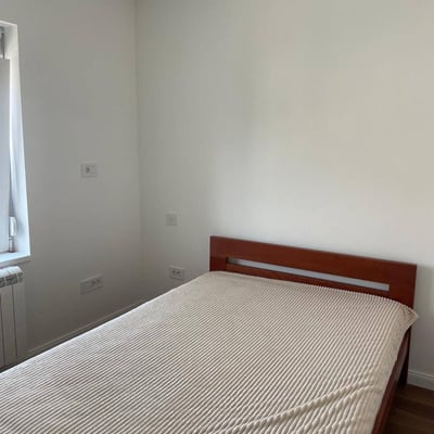 Аренда стильной, светлой двухкомнатной квартиры, 56 м², в центре Врачара, Белград, Сербия