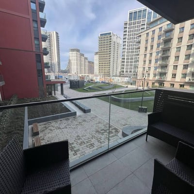 Аренда светлой двухкомнатной квартиры, 53 м², в ЖК премиум-класса BW King’s Park, Белград, Сербия