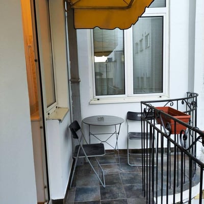 Аренда двухкомнатной квартиры с новым ремонтом, 44 м², напротив парка Ташмайдан, Белград, Сербия