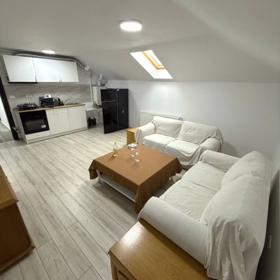 Аренда комфортной квартиры со свежим ремонтом, Бухарест, сектор 6, Кьяжна, Румыния