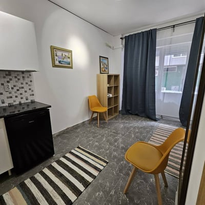 Rent of a modern studio apartment in the center, Torrevieja, Spain