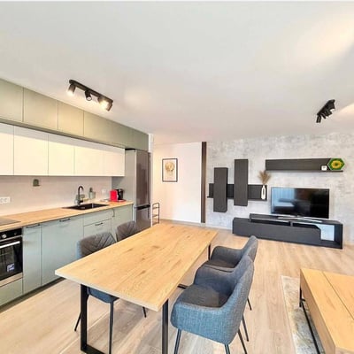 Location d’un appartement confortable de 2 pièces, Brașov, Roumanie