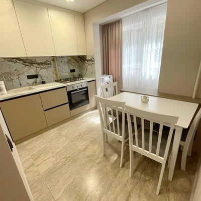 Alquiler de un apartamento amueblado de 1 habitación, 32 m², Buiucani, Chișinău, Moldavia