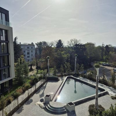 Alquiler de un apartamento premium de 3 habitaciones, 100 m², St. Constantine and Helena, Varna, Bulgaria