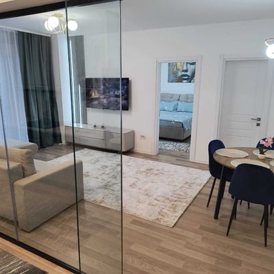 Alquiler de cómodos apartamentos de 2 habitaciones, 58 m², Veterani, Constanța, Rumanía