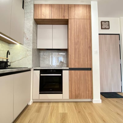 Alquiler de un acogedor y luminoso apartamento de 2 habitaciones, 50 m², Varsovia, Polonia