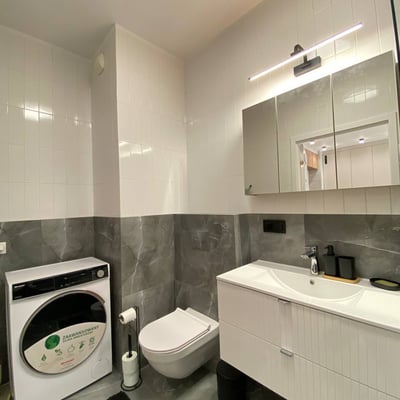 Alquiler de un acogedor y luminoso apartamento de 2 habitaciones, 50 m², Varsovia, Polonia