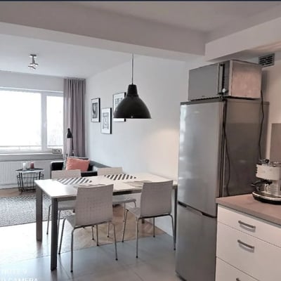 Location d’un appartement confortable de 2 pièces, 40 m², Śródmieście, Varsovie, Pologne