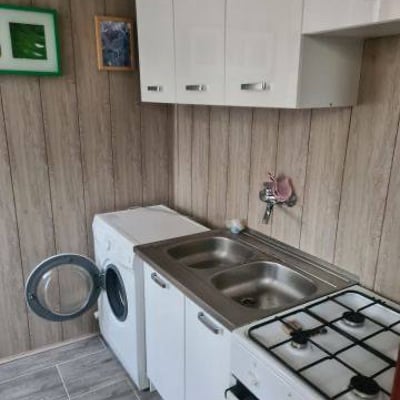 Alquiler de un acogedor estudio, 32 m², Bródno, Varsovia, Polonia