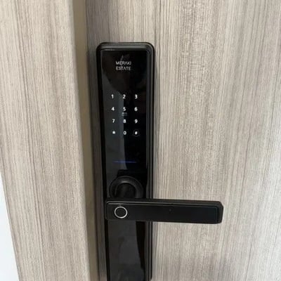 Alquiler de un apartamento amueblado de 2 habitaciones, 55 m², Mamaia Sat, Rumanía