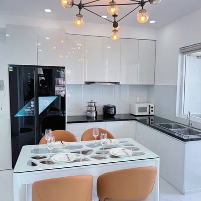 Location d’un appartement moderne et de luxe près de la mer, Nha Trang, Vietnam