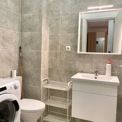 Miete einer guten, frisch renovierten 2-Zimmer-Wohnung, Sektor 6, Bukarest, Rumänien