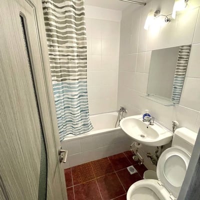 Location d’un appartement lumineux et meublé de 2 pièces, 48 m², Secteur 6, Crângași, Bucarest, Roumanie