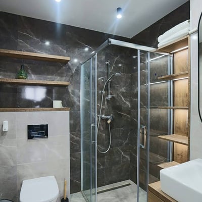 Alquiler de un acogedor apartamento de 3 habitaciones, Tractorul, Brașov, Rumanía