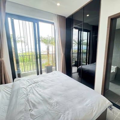 Rent of a furnished apartment with balcony, Ngu Hanh Son, Da Nang, Vietnam