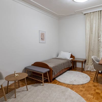 Rent of a cozy 3-room apartment, 75 m², city center, Belgrade, Serbia
