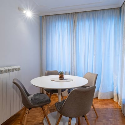 Rent of a cozy 3-room apartment, 75 m², city center, Belgrade, Serbia