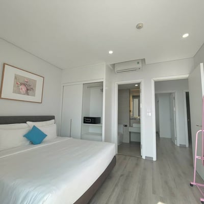 Location d’un appartement meublé de 2 chambres avec vue sur la mer, 77 m², centre-ville, Nha Trang, Vietnam