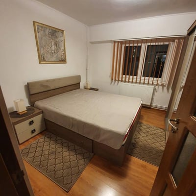 Miete einer komfortablen, möblierten 3-Zimmer-Wohnung, 80 m², Constanța, Rumänien