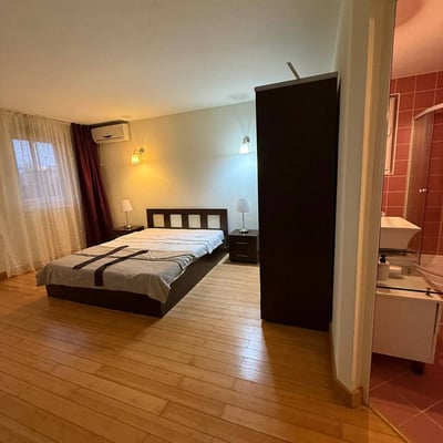 Rent of a comfortable 4-room villa, 160 m², Mamaia Nord, Romania