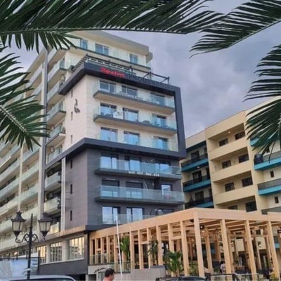 Rent of a studio apartment on the first sea line, 43 m², Mamaia, Romania