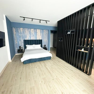 Alquiler de un luminoso estudio, primera línea de mar, Mamaia Sat, Rumanía