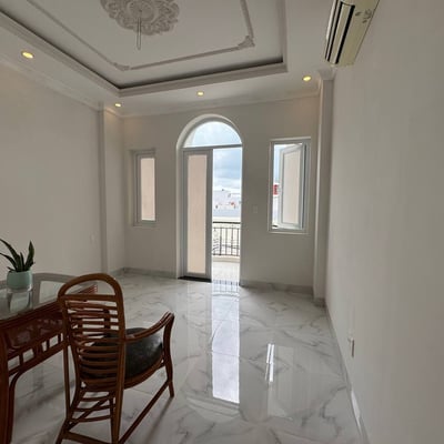 Rent of a furnished three-story house, 200 m², North Nha Trang, Vietnam