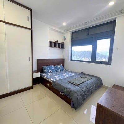 Location d’un appartement lumineux de 3 pièces avec vue sur la mer et la ville, 74 m², nord de Nha Trang, Vietnam