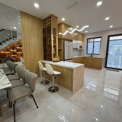 Miete eines modernen Hauses mit 3 Schlafzimmern, 270 m², West-Nha Trang, Vietnam