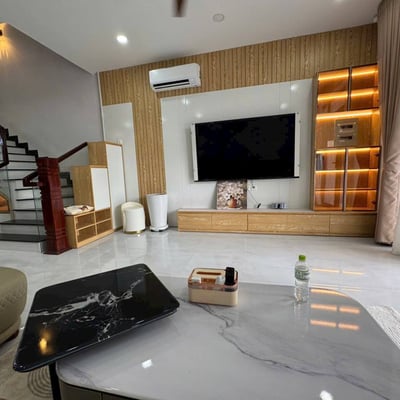 Miete eines modernen Hauses mit 3 Schlafzimmern, 270 m², West-Nha Trang, Vietnam