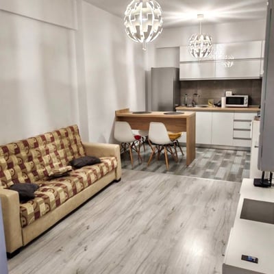 Alquiler de apartamento luminoso y amueblado, Sector 6, Bucarest, Rumanía