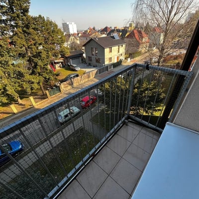 Spacious apartment for rent, 64 m², Čakovice, Prague, Czech Republic