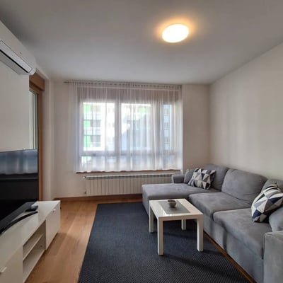 Location d’un appartement lumineux de deux pièces dans la résidence Elixir Garden, 55 m², Nouveau Belgrade, Serbie