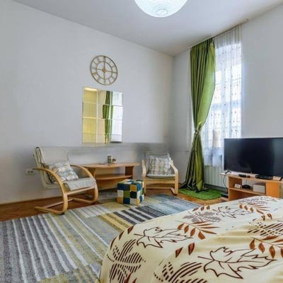Alquiler de luminoso apartamento de dos habitaciones, 42 m², Belgrado, Serbia